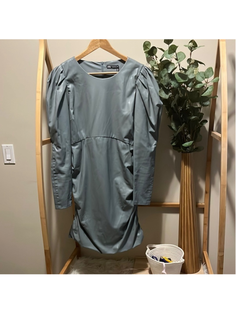 Zara Ruched Skirt Pleated Shoulders Long Sleeve Dress a323